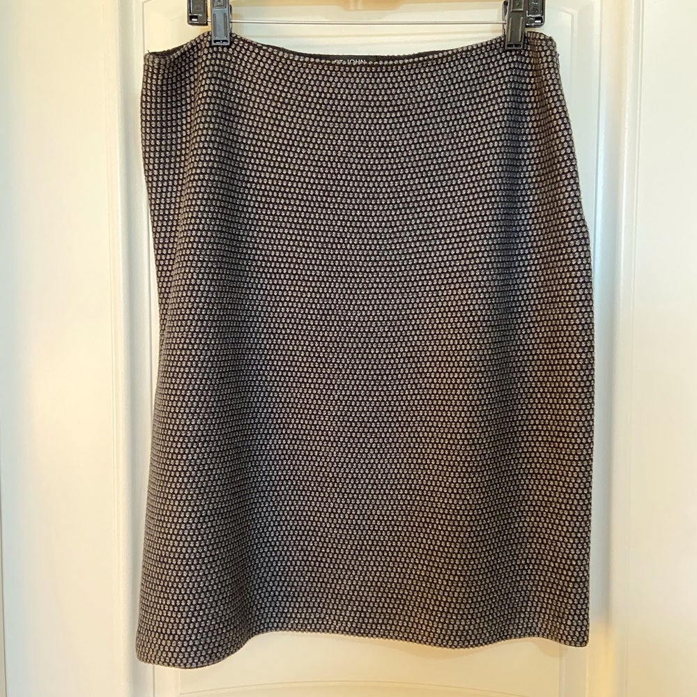 St John black and gray knit skirt